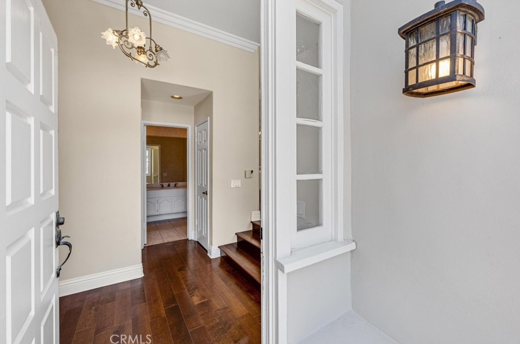 19295 Archfield, Huntington Beach, CA 92648