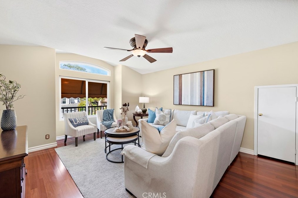 1078 Rexford Ln, Anaheim CA  92808-2341 exterior