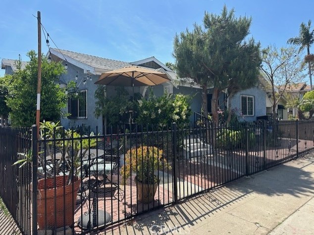 2850 6th St, Los Angeles, CA 90023-1509