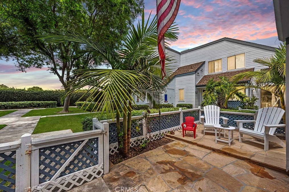 33 Greenmoor, Irvine CA  92614-7545 exterior