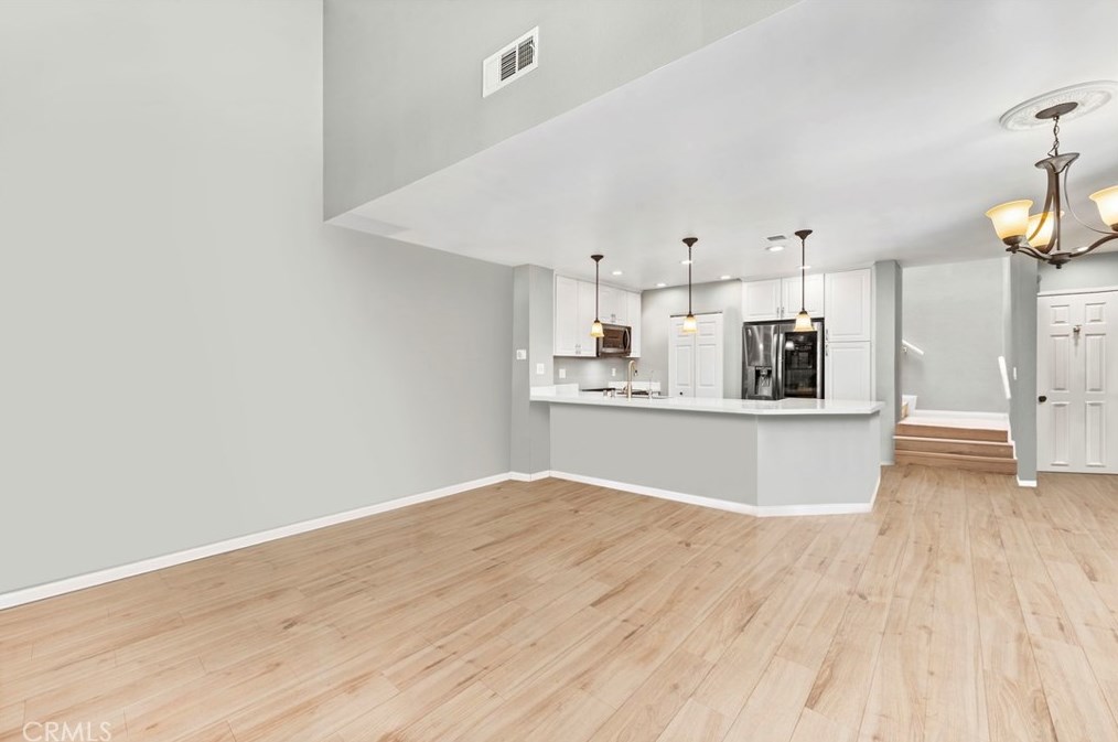 33 Greenmoor, Irvine CA  92614-7545 exterior