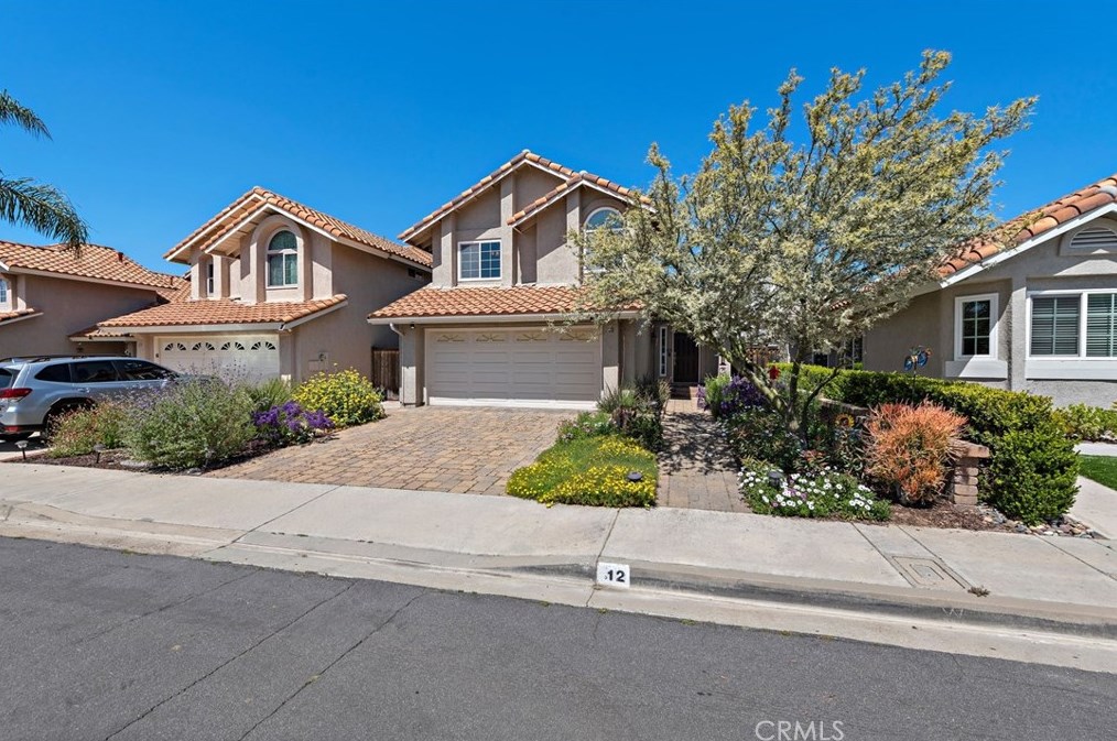 12 Las Piedras, Trabuco Canyon, CA 92688