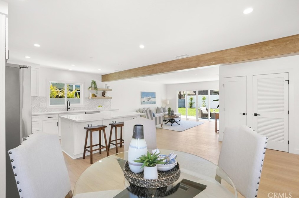 8102 Kiner Dr, Huntington Beach, CA 92646-1517