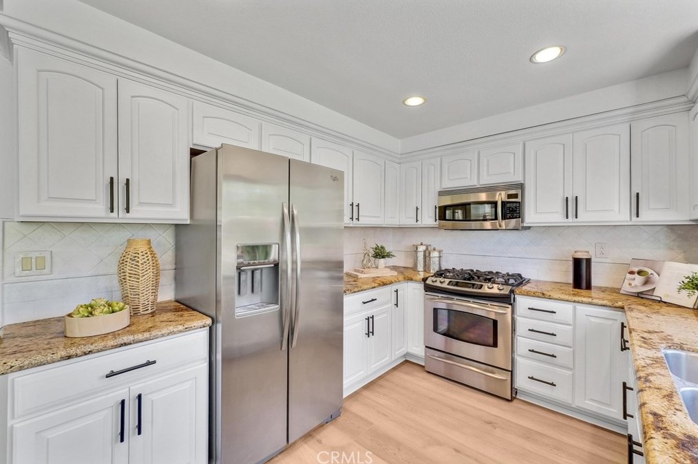 11 Salina, Irvine CA  92614-5388 exterior