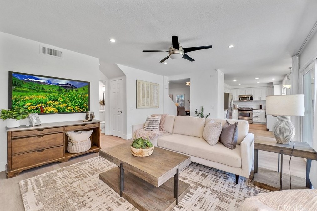 11 Salina, Irvine CA  92614-5388 exterior