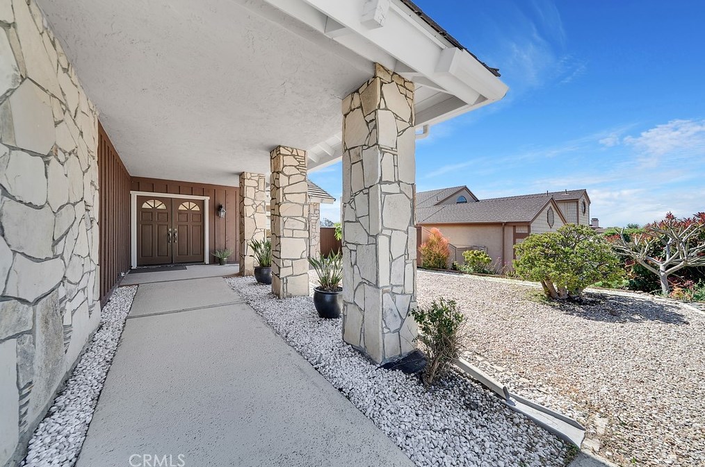 31716 Isle Royal Dr, Laguna Beach, CA 92677-2815