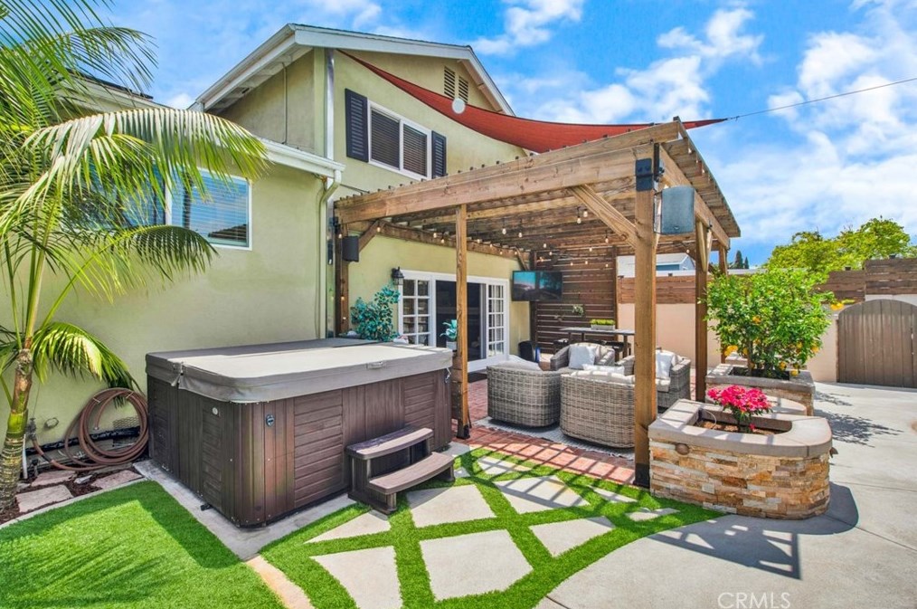 17157 Buttonwood St, Santa Ana CA  92708-3506 exterior