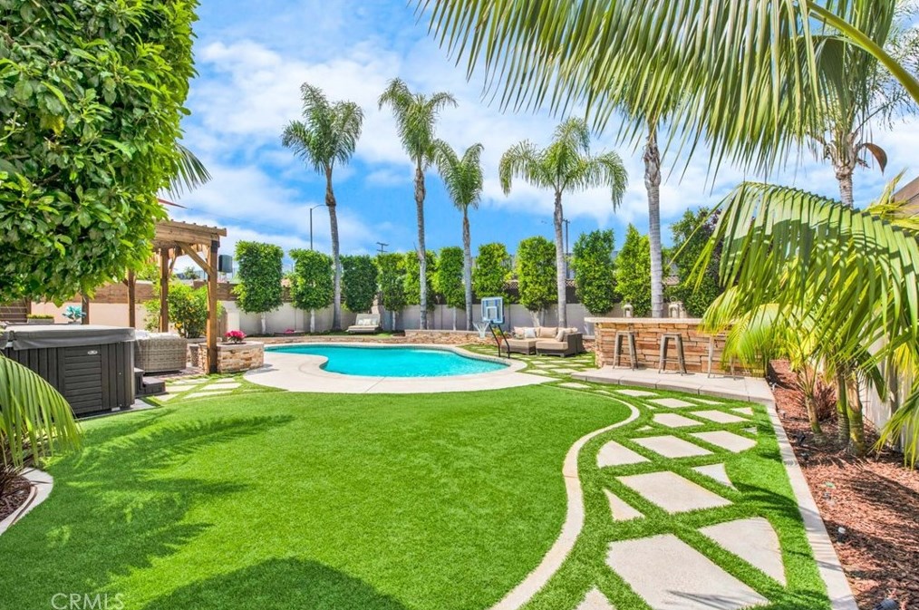 17157 Buttonwood St, Santa Ana CA  92708-3506 exterior