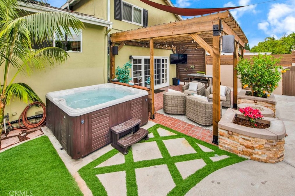 17157 Buttonwood St, Santa Ana CA  92708-3506 exterior