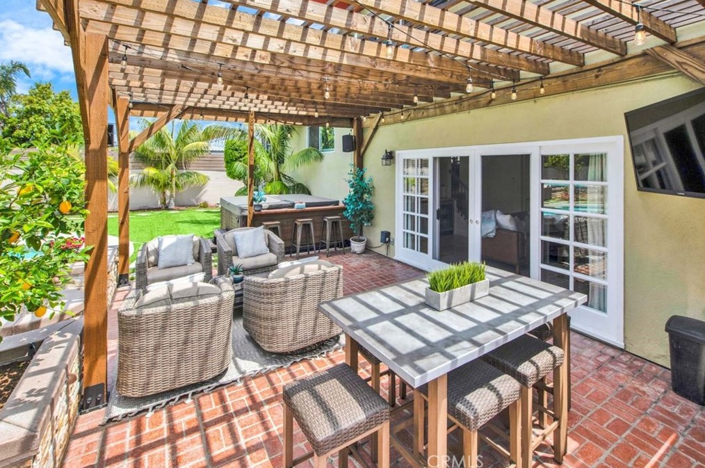 17157 Buttonwood St, Santa Ana CA  92708-3506 exterior