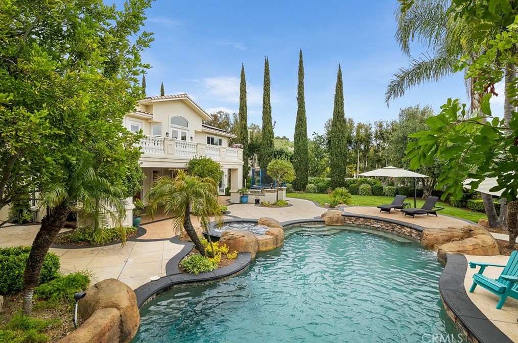 4 Marquette Way, Trabuco Canyon CA  92679-3628 exterior