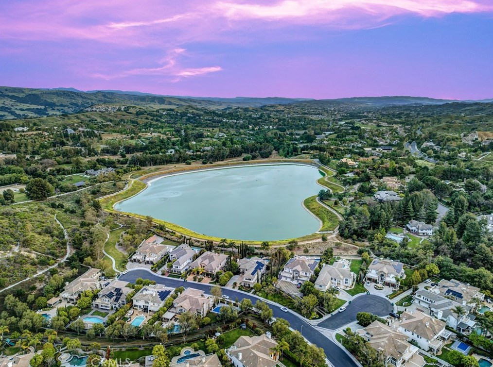 4 Marquette Way, Trabuco Canyon CA  92679-3628 exterior