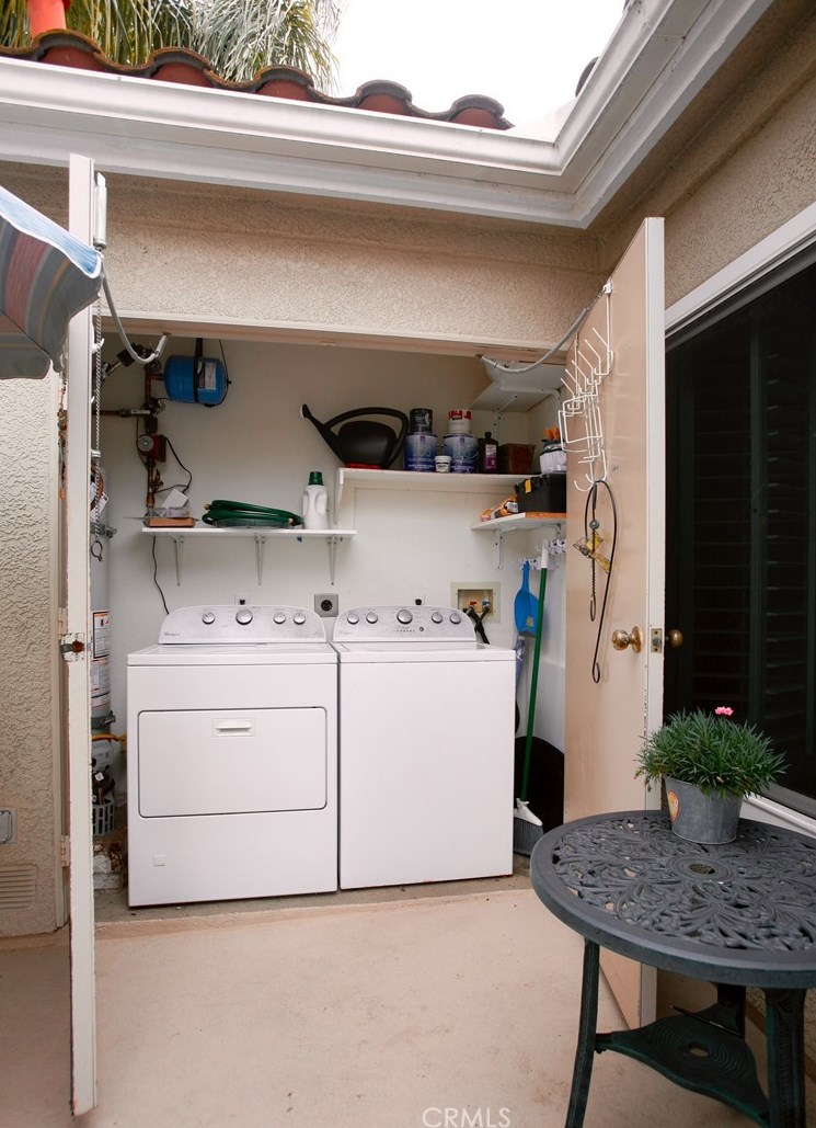 96 Cinnamon Teal, Laguna Beach CA  92656-1802 exterior