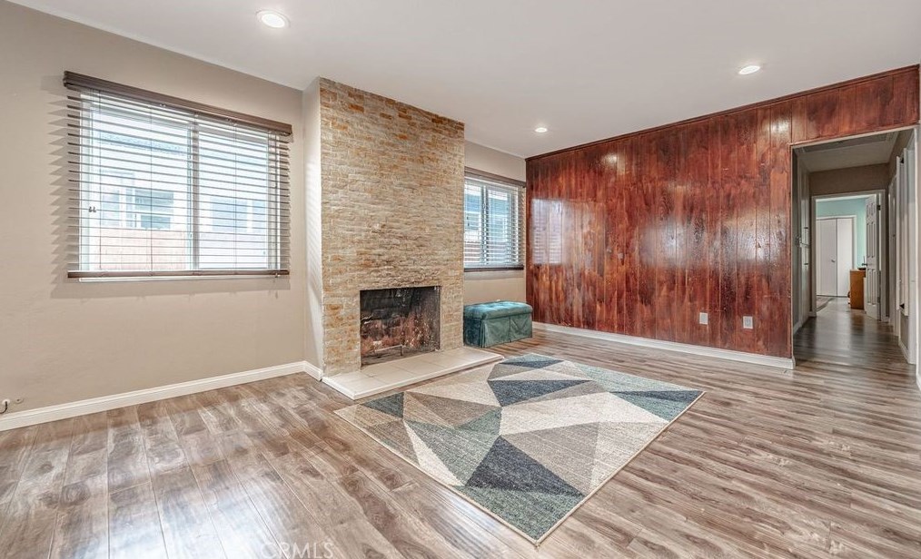 4217 Broadway, Hawthorne CA 90250-3610 exterior