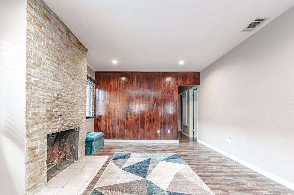 4217 Broadway, Hawthorne CA 90250-3610 exterior