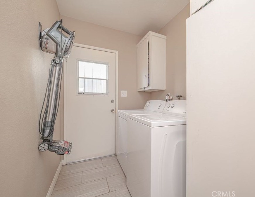 4217 Broadway, Hawthorne CA 90250-3610 exterior