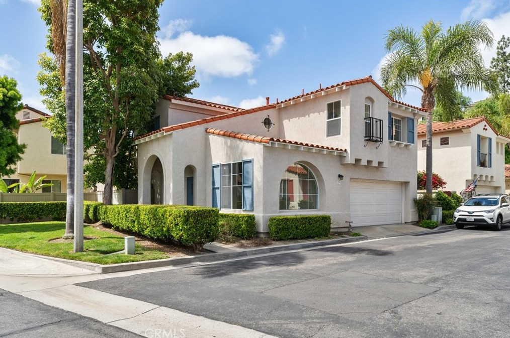 79 Colony Way, Laguna Beach, CA 92656-4245