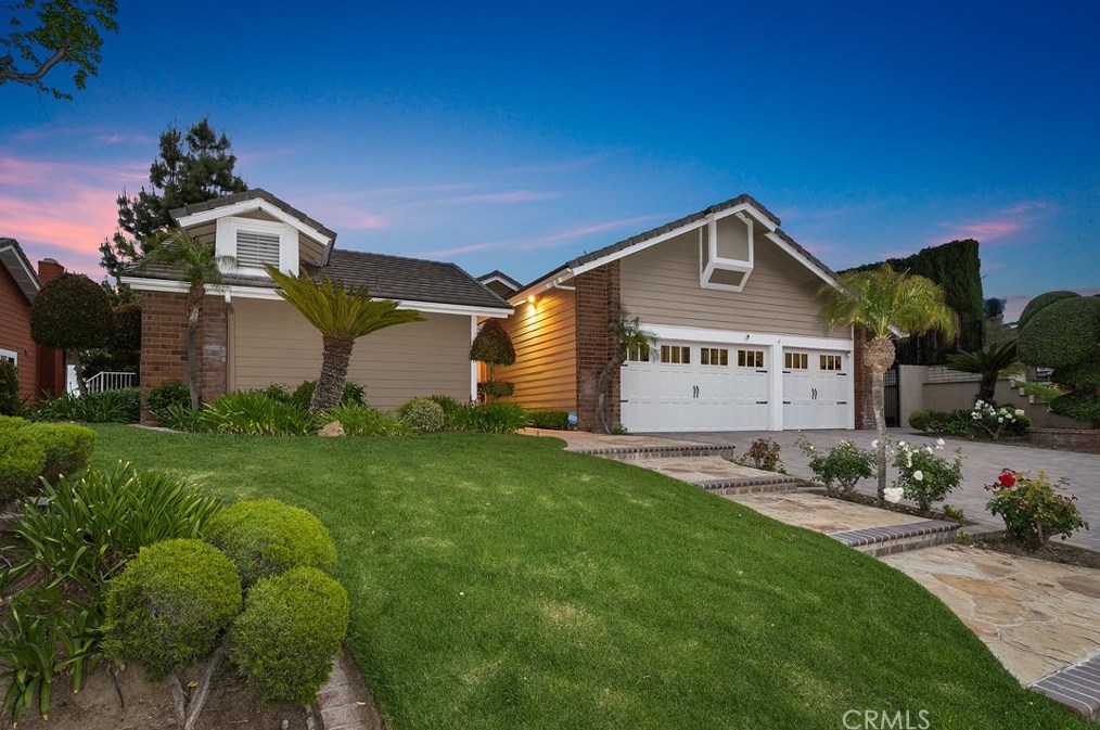 672 Frontier Ct, Anaheim, CA 92807-4732