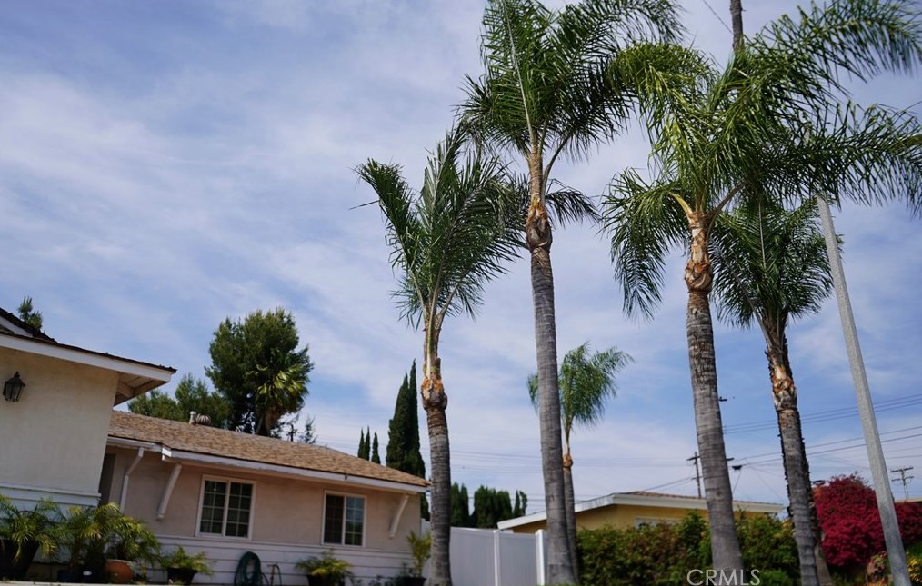 847 N Rimhurst Ave, Covina, CA 91724