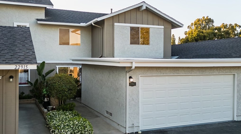 22913 Galaxy Ln, El Toro, CA 92630-4905