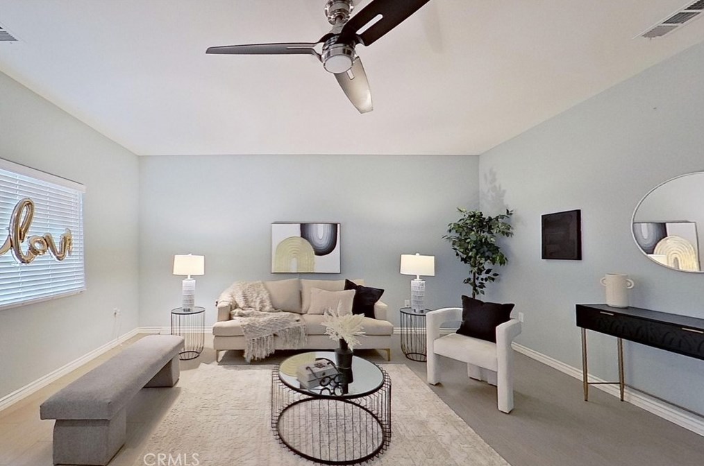 132 11th St, Perris CA 92570-2417 exterior