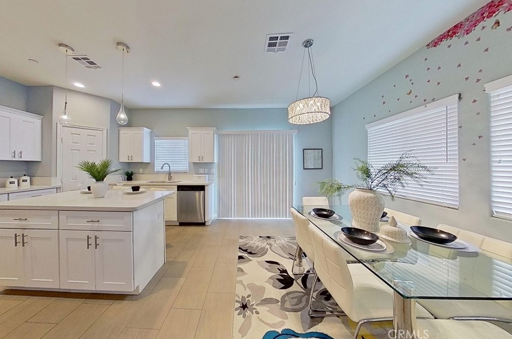 132 11th St, Perris CA 92570-2417 exterior