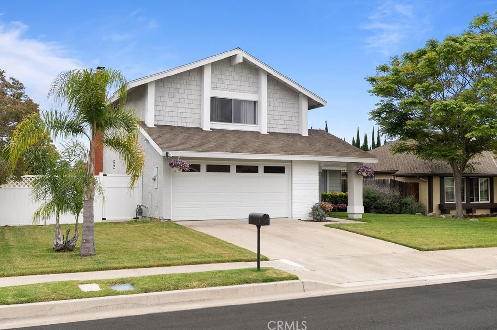 22622 Revere Rd, El Toro, CA 92630-5039