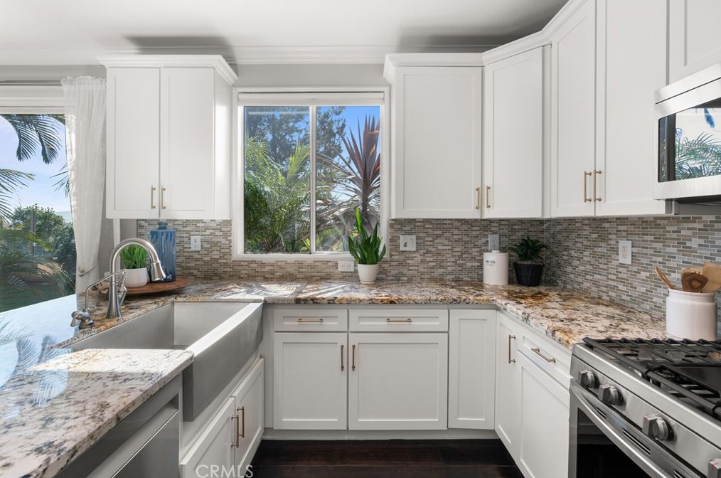 17 Calle Alamitos, Trabuco Canyon CA  92688-4133 exterior