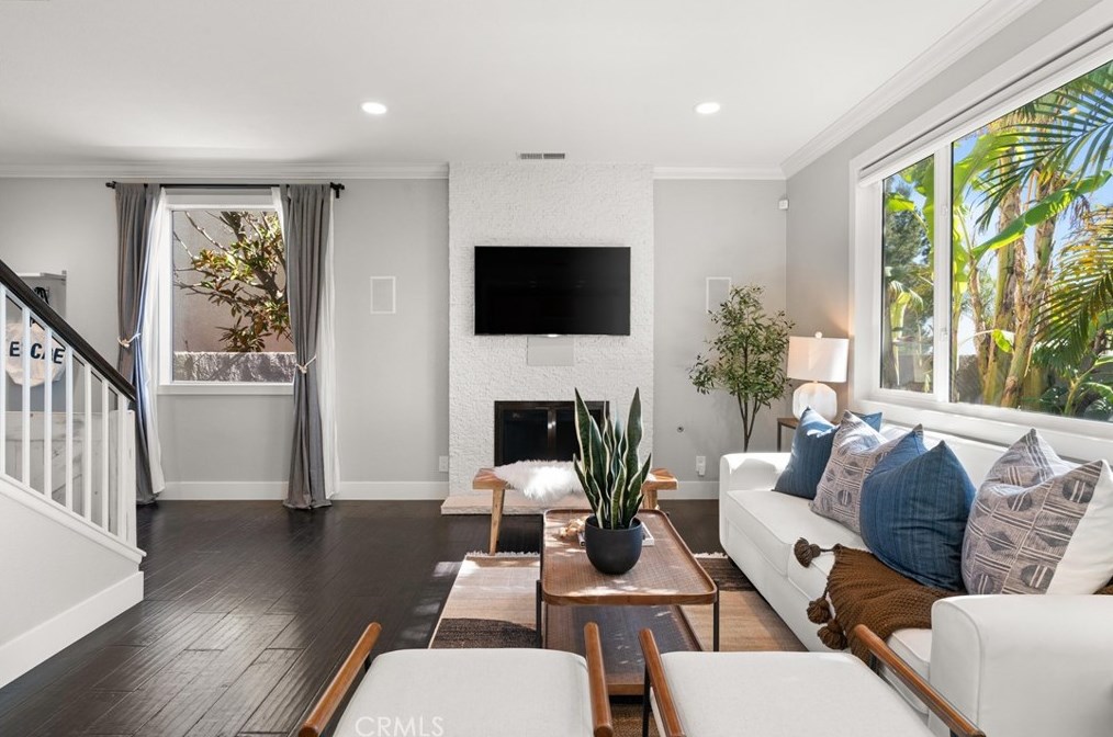 17 Calle Alamitos, Trabuco Canyon CA  92688-4133 exterior