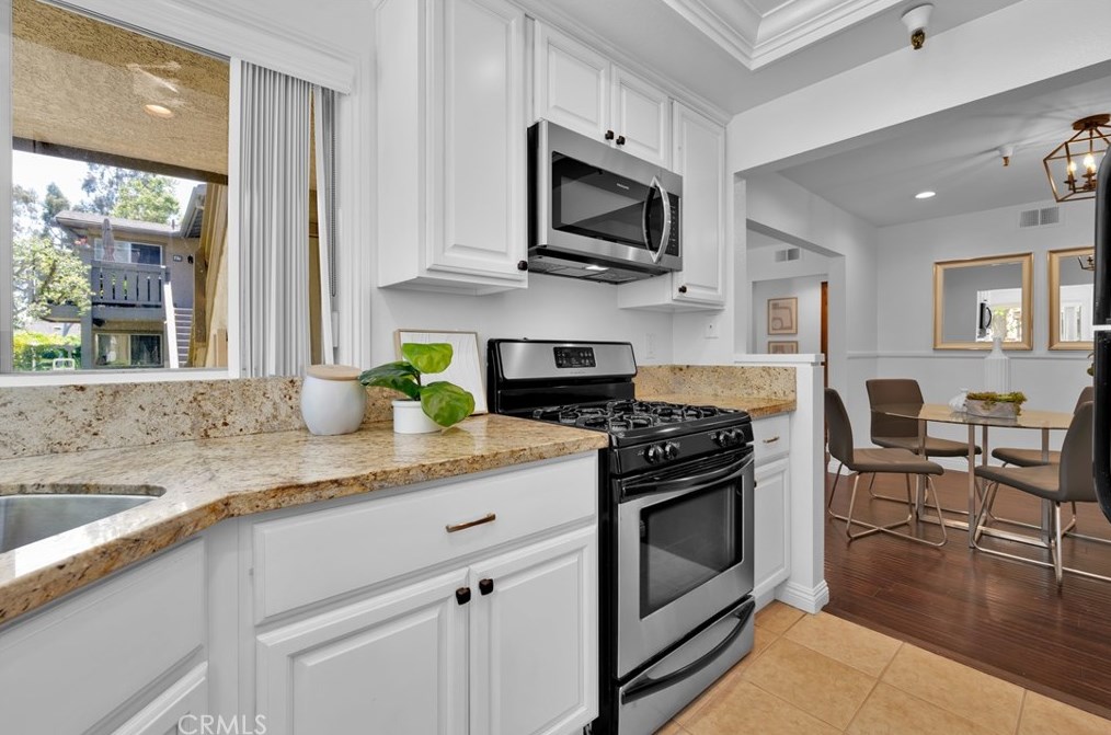 51 Smokestone, Irvine CA  92614-7429 exterior