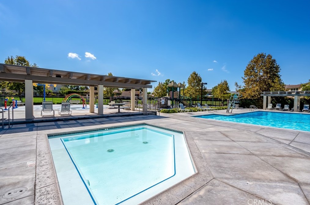 51 Smokestone, Irvine CA  92614-7429 exterior