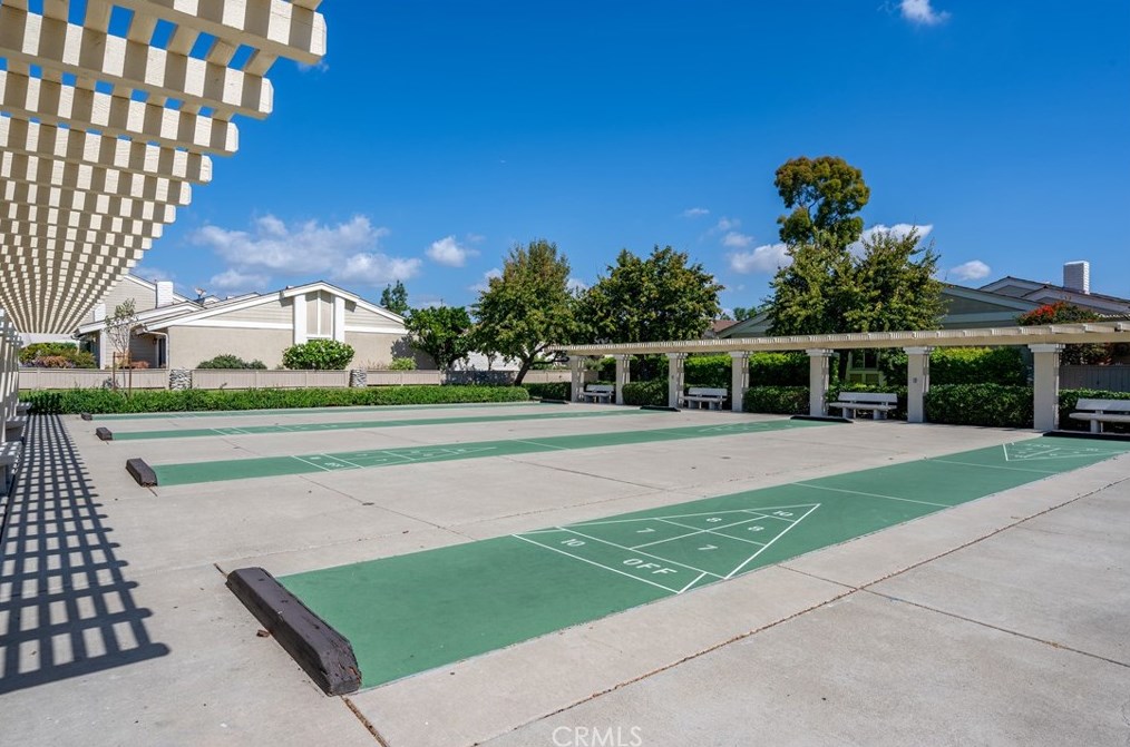 51 Smokestone, Irvine CA  92614-7429 exterior