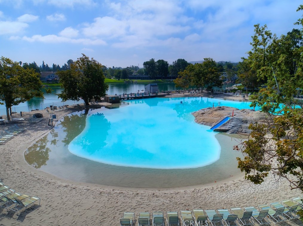 51 Smokestone, Irvine CA  92614-7429 exterior