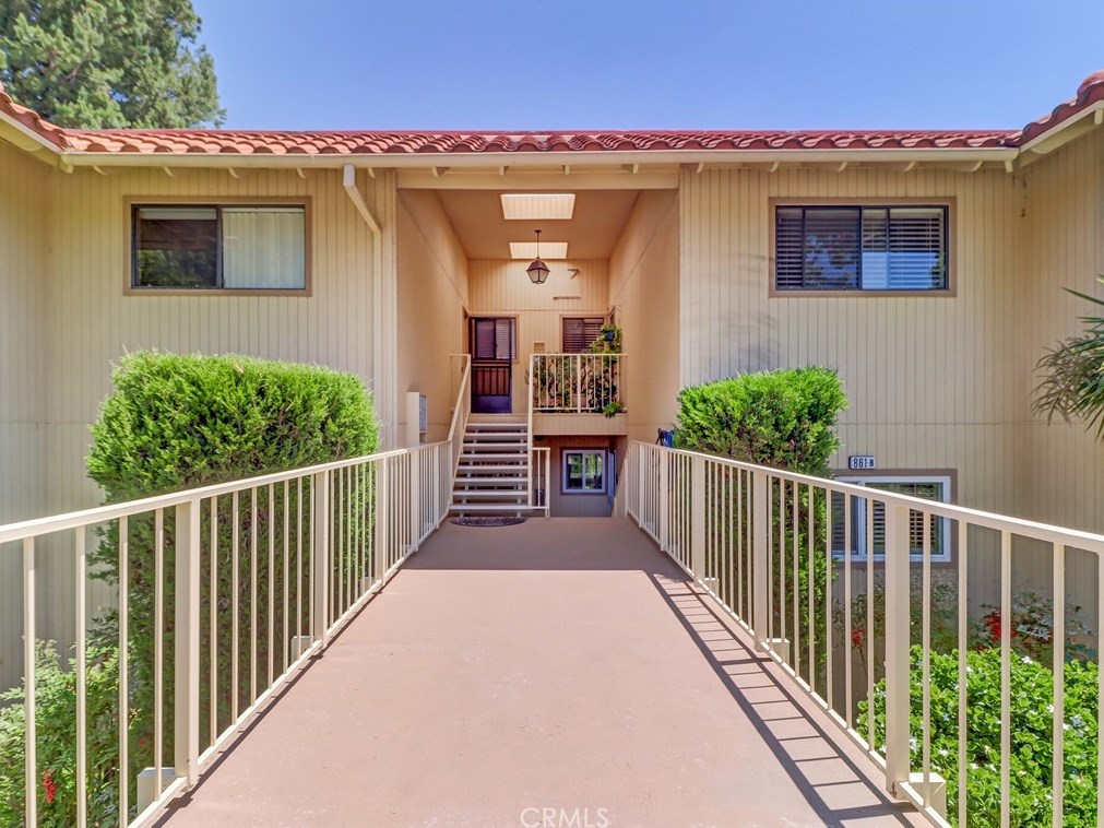861 Ronda Mendoza, Laguna Beach, CA 92637-5944