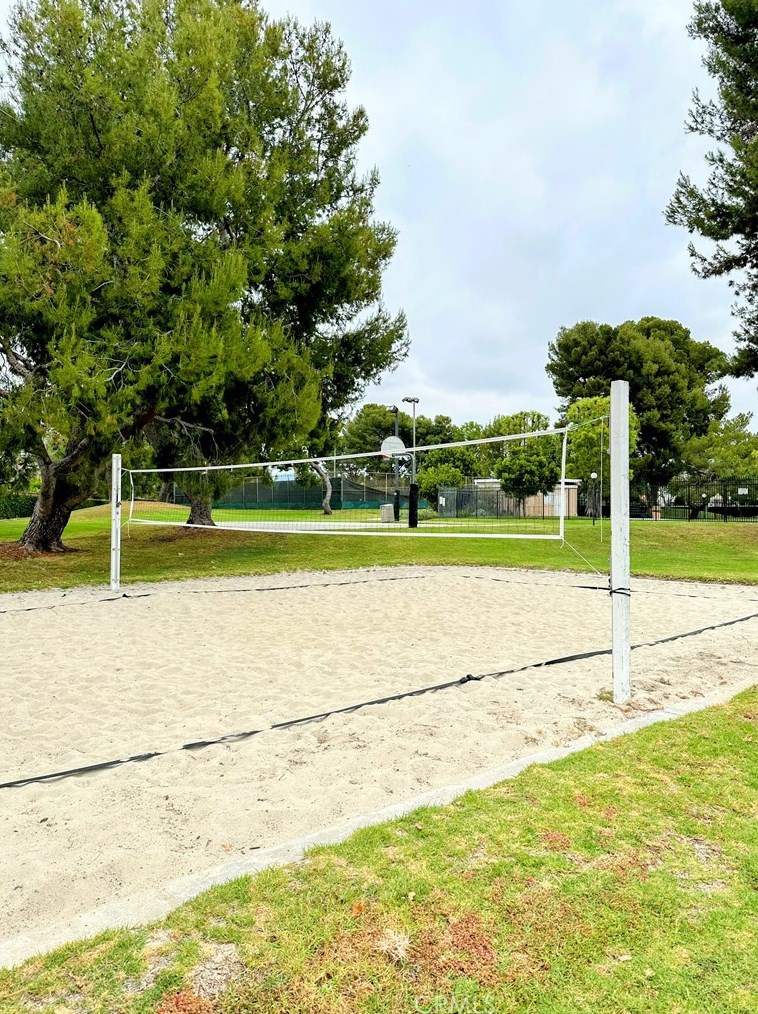3712 Carmel Ave, Irvine CA  92606-1718 exterior