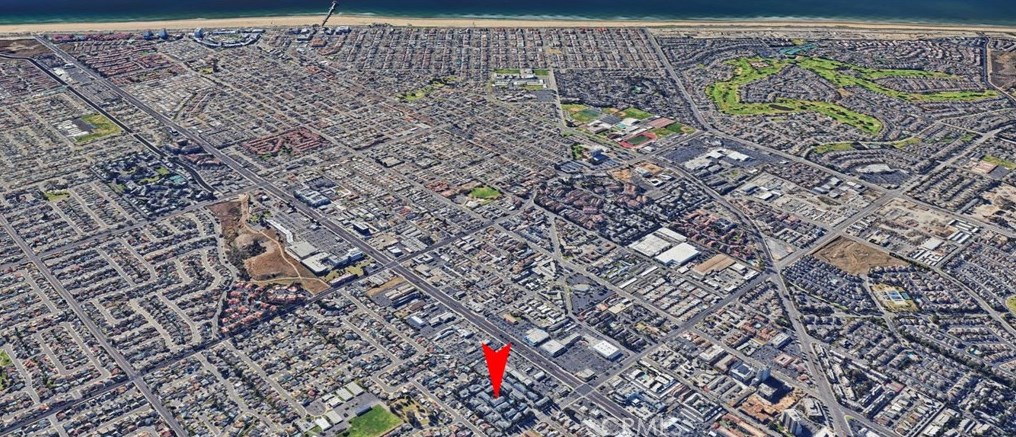 8125 Islandview Cir, Huntington Beach CA  92646-2054 exterior