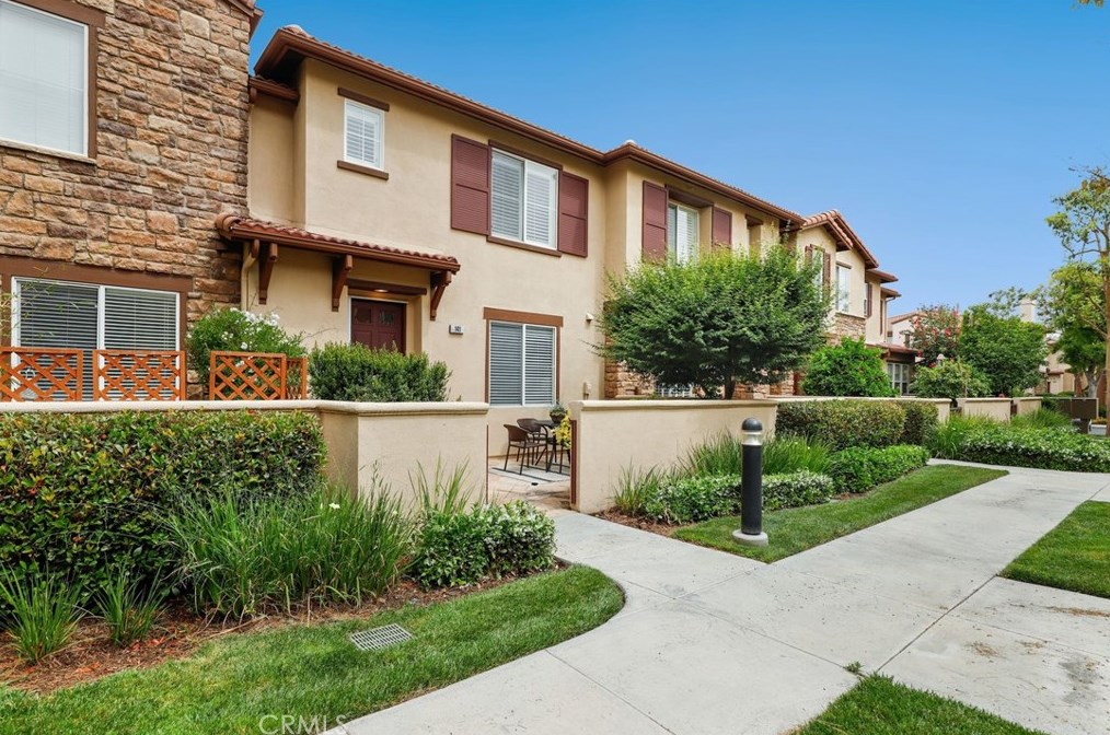 141 Topaz, Irvine, CA 92602-1686