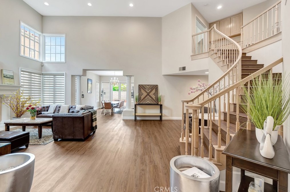 9411 Lawton Dr, Huntington Beach, CA 92646-7245