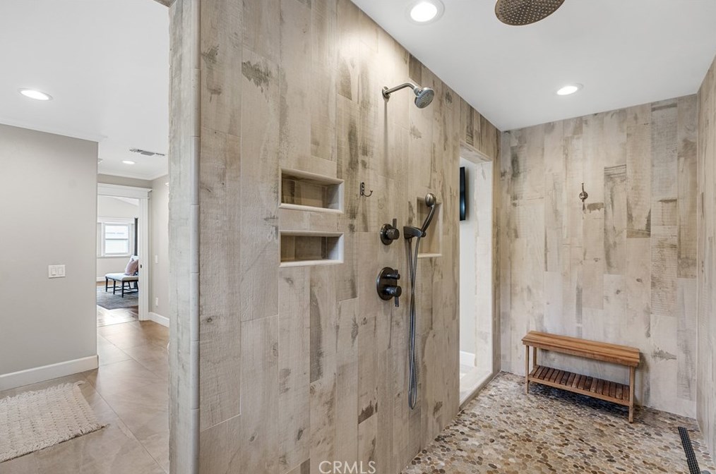 1609 6th St, Manhattan Beach CA  90266-6305 exterior