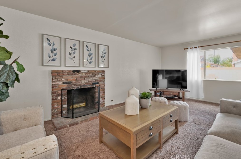7440 Ridgeway Dr, Buena Park, CA 90620