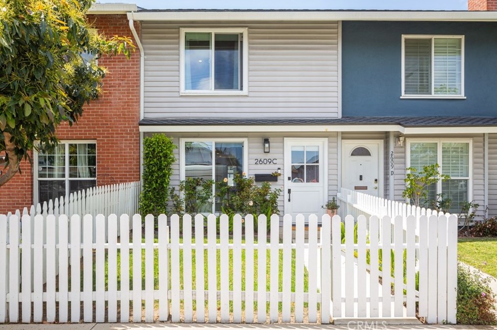 2609 Delaware St #c, Huntington Beach, CA 92648
