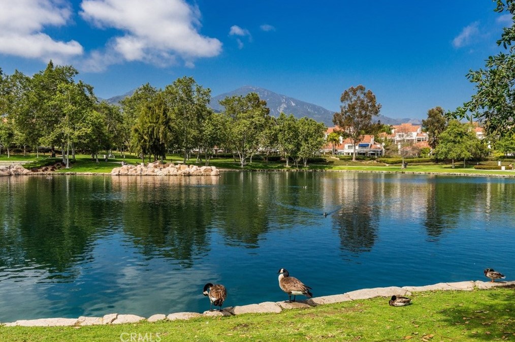 8 Ojai Ct, Trabuco Canyon CA  92688-1814 exterior
