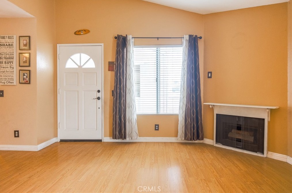 10335 Briar Oaks Dr, Stanton, CA 90680-4230