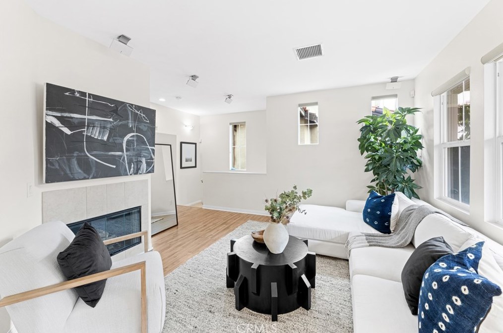 216 Coral Rose, Irvine CA  92603-0162 exterior