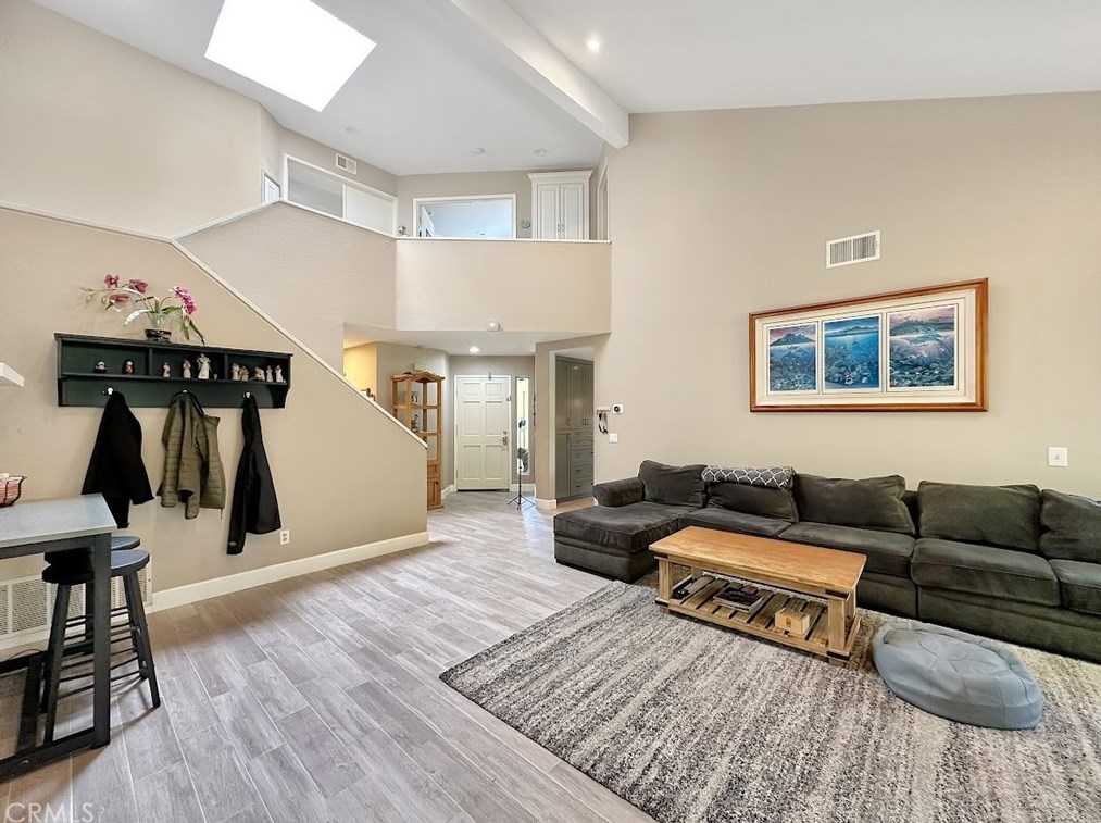 7 Tobago, Laguna Beach CA  92677-5101 exterior