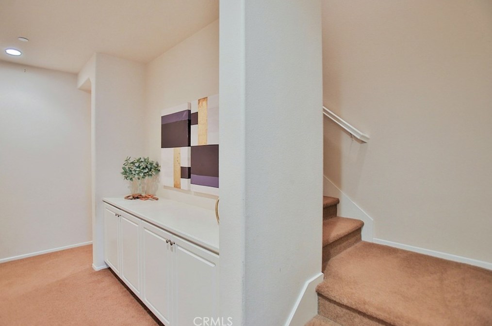 8156 Garden Park St, Chino CA  91708-9347 exterior