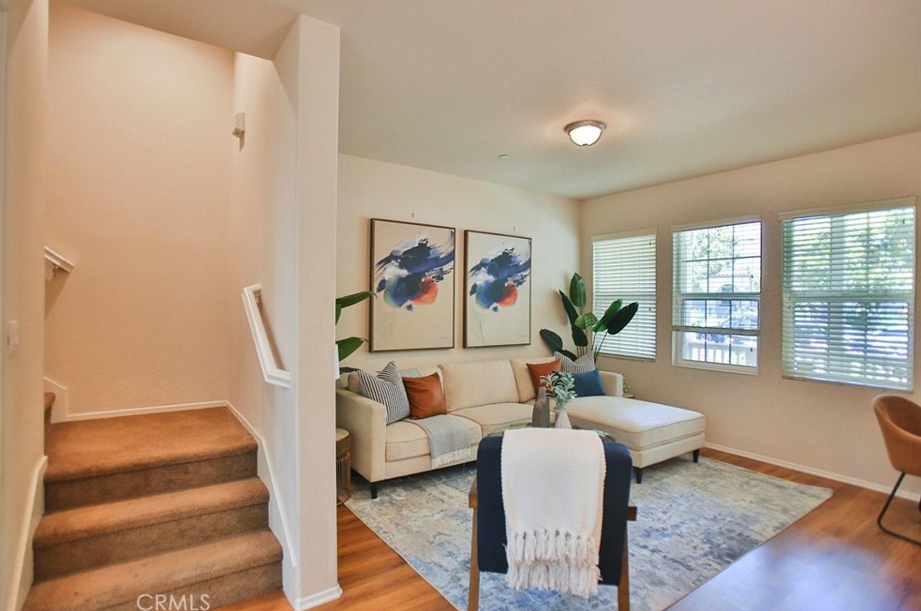 8156 Garden Park St, Chino CA  91708-9347 exterior