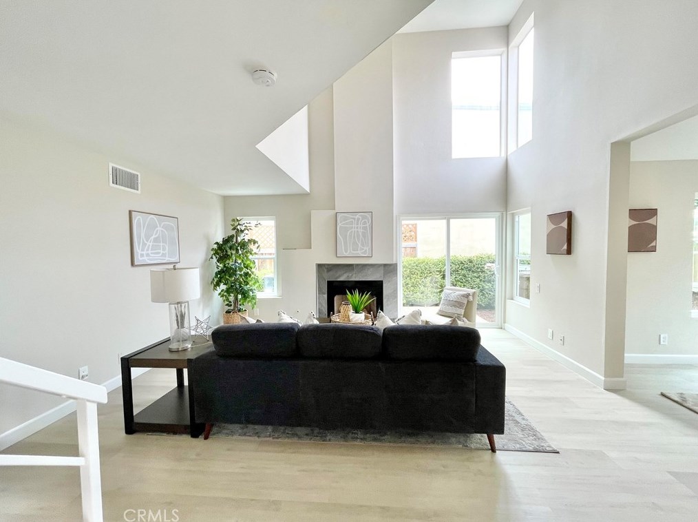 726 Via Nublado, San Clemente, CA 92672-6015