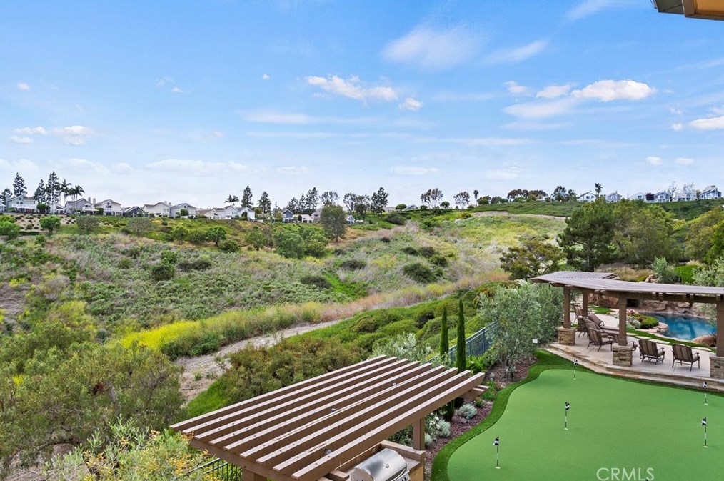 37 Poppy Hills Rd, Laguna Beach, CA 92677-1010