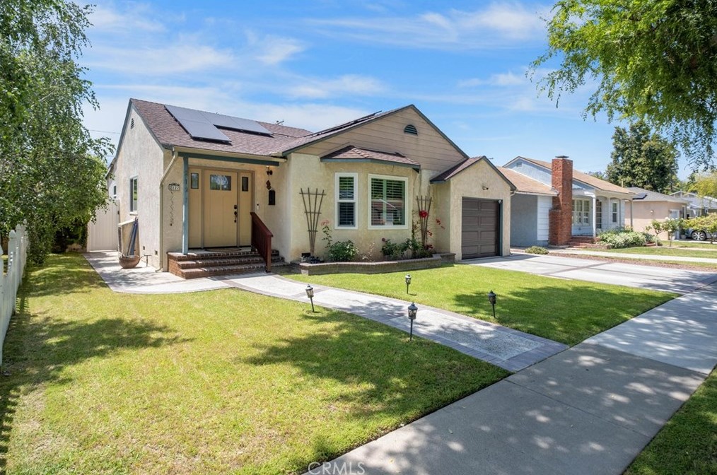 2127 Stearnlee Ave, Long Beach, CA 90815-2947